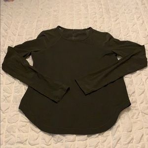 Olive Lulu Lemon Top!
